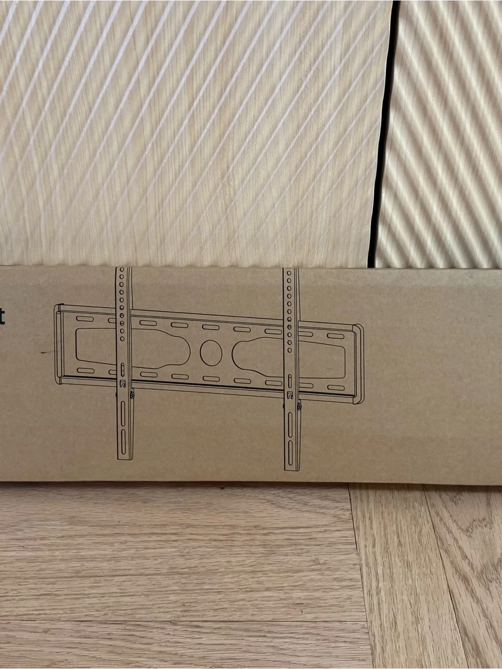 Heavy-Duty Black Wall Display Shelf Bracket for Home Decor